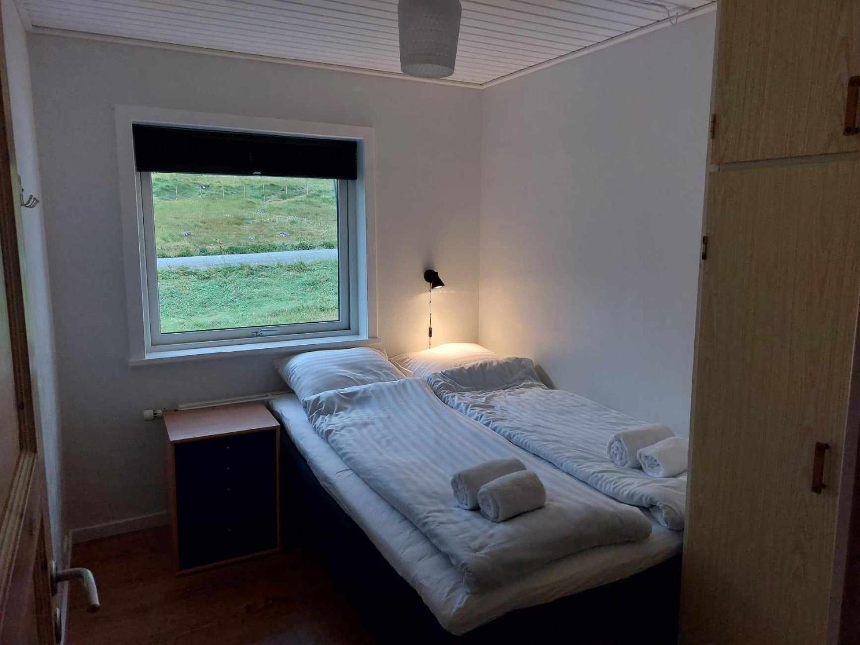 Fjord Guesthouse Funningsfjordur Extérieur photo